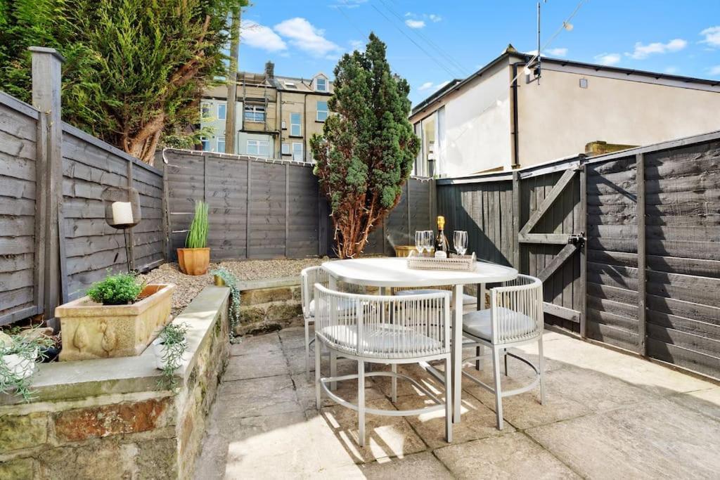 Stunning 4Bed Townhouse By Hic & Trendy Kings Quarter! Villa Harrogate Exterior foto